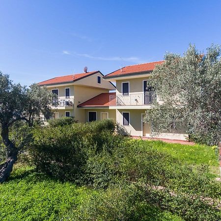 Residence Torretta Beach Crucoli Екстериор снимка
